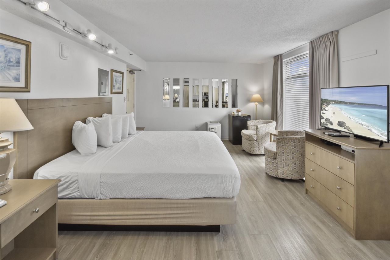 5308 N Ocean Blvd. Photo 4