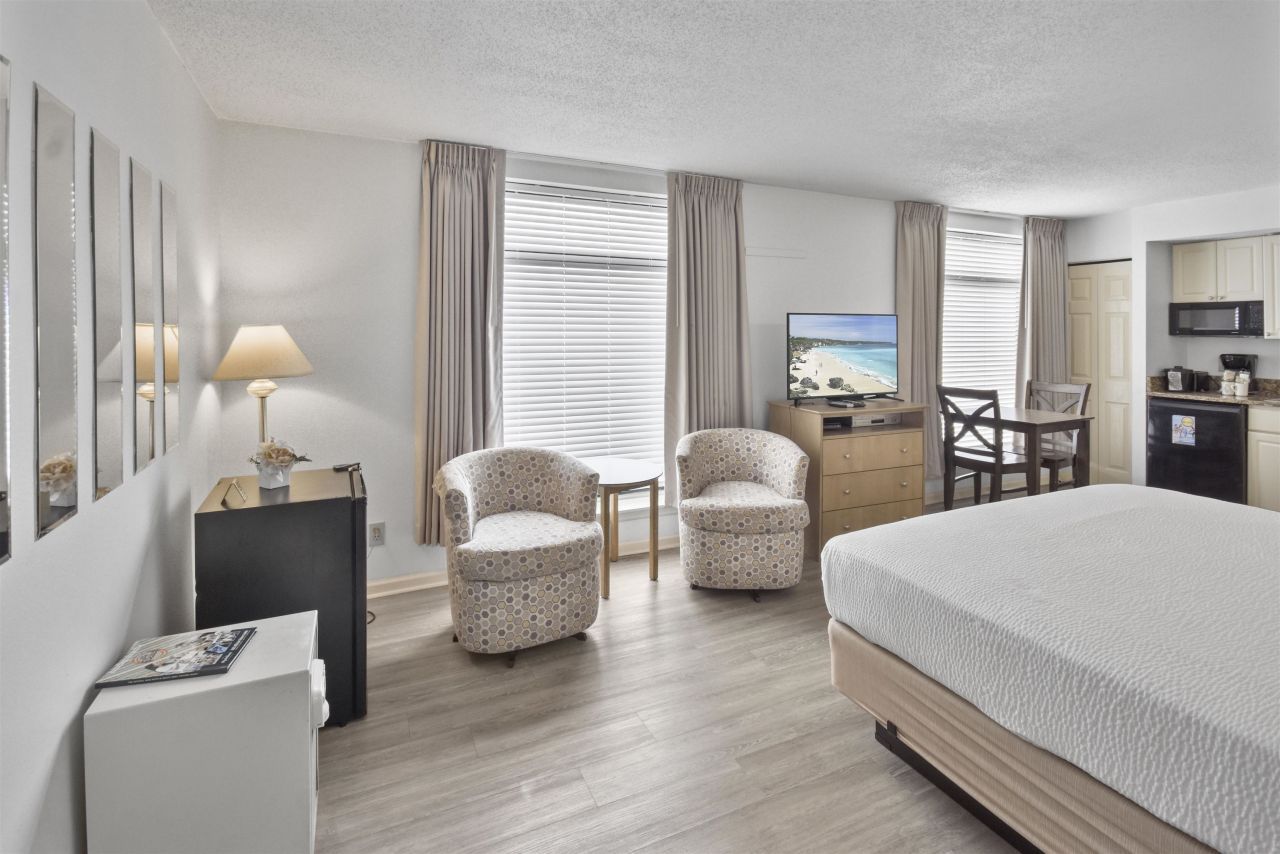 5308 N Ocean Blvd. Photo 6