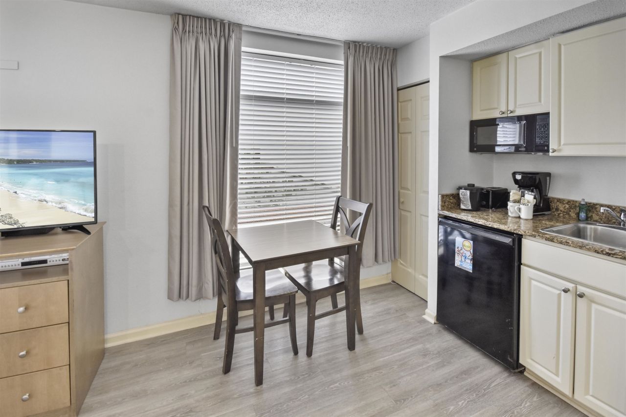 5308 N Ocean Blvd. Photo 7