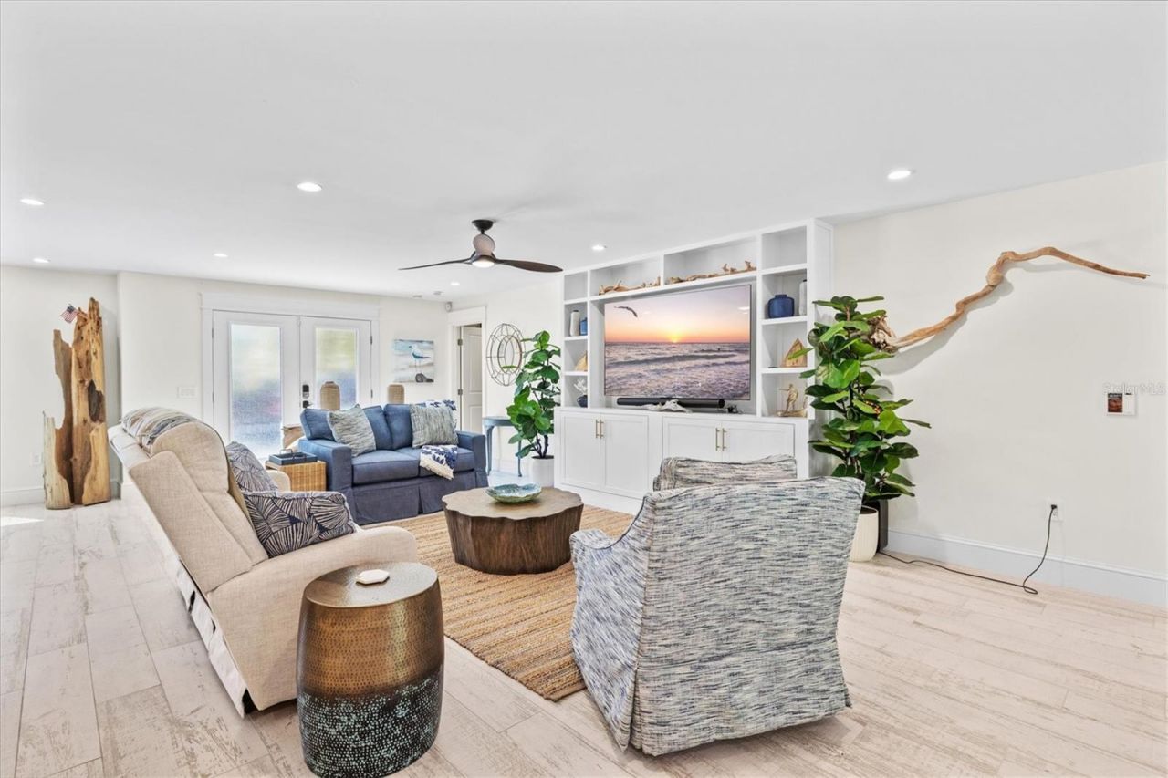 506 58th Street, Holmes Beach, FL 34217 Photo