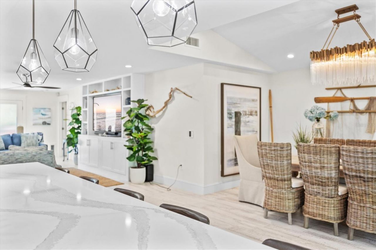 506 58th Street, Holmes Beach, FL 34217 Photo