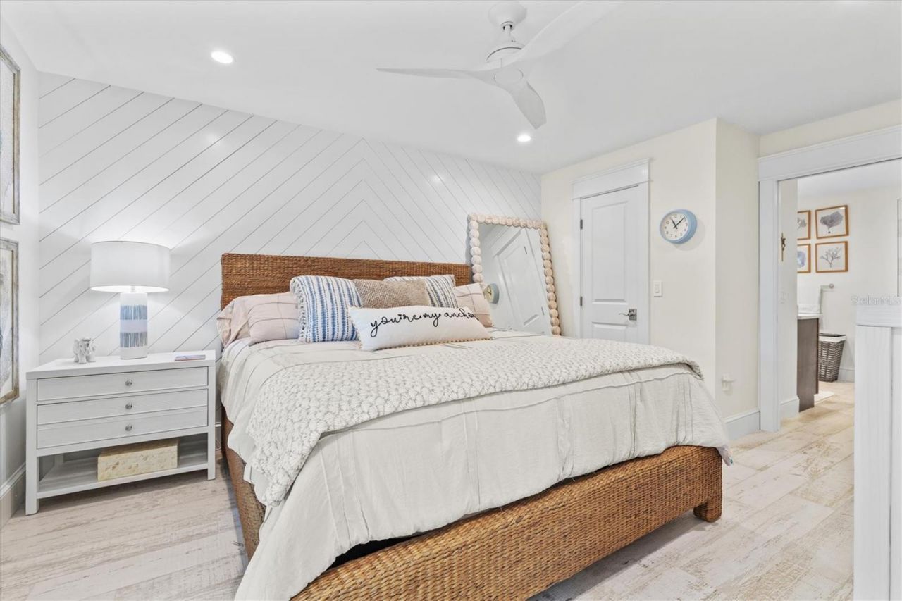 506 58th Street, Holmes Beach, FL 34217 Photo