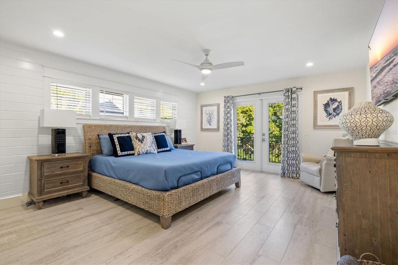 506 58th Street, Holmes Beach, FL 34217 Photo