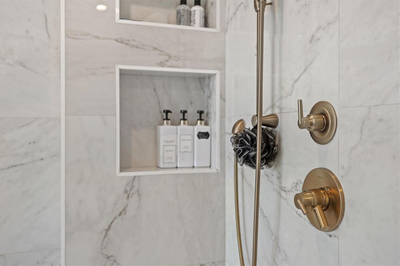 506 58th Street, Holmes Beach, FL 34217 Photo