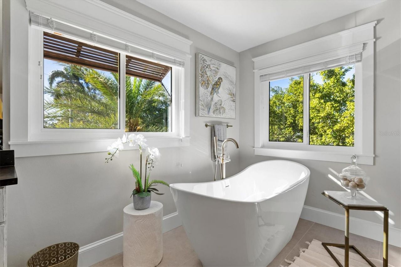 506 58th Street, Holmes Beach, FL 34217 Photo