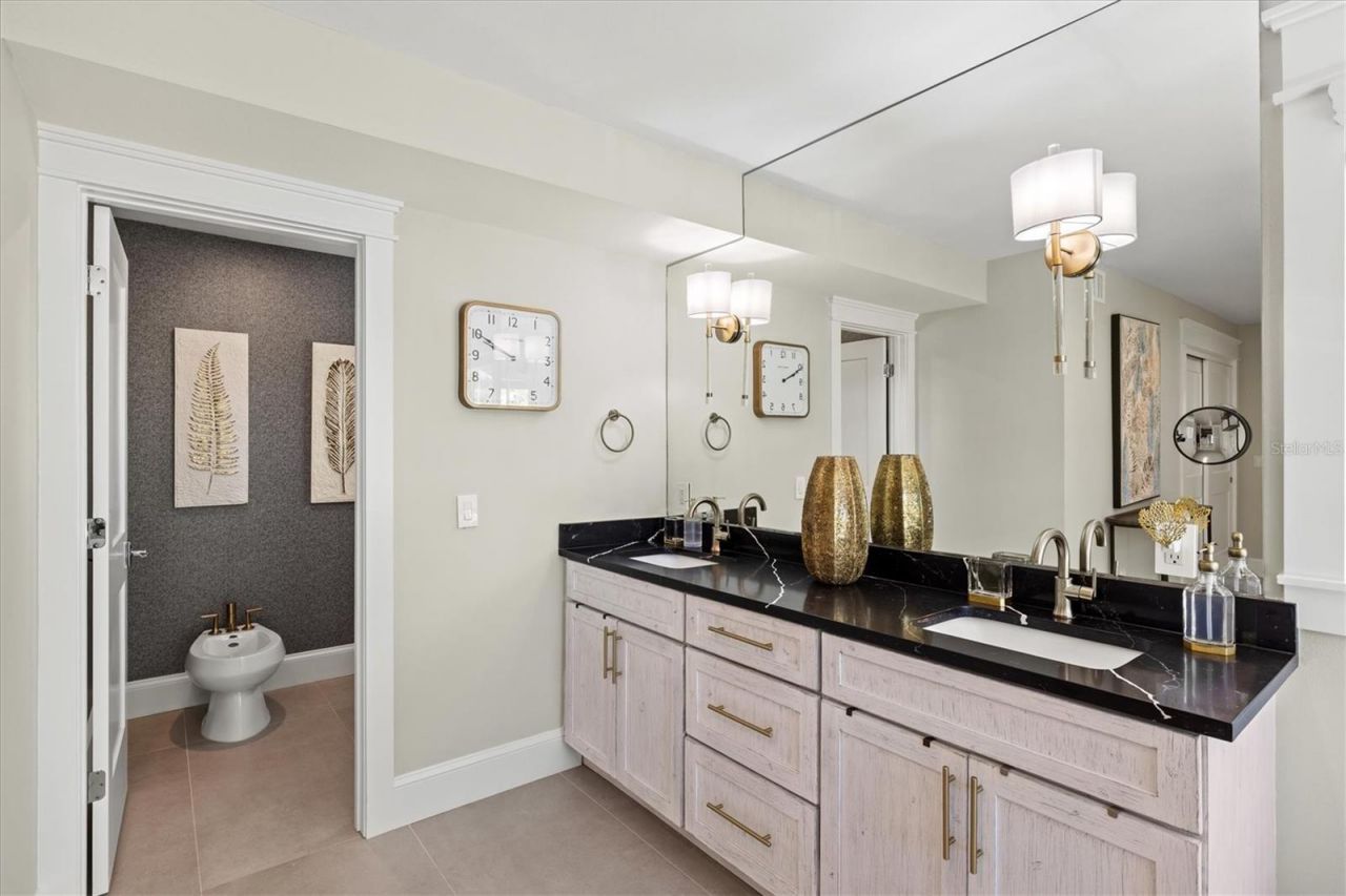 506 58th Street, Holmes Beach, FL 34217 Photo