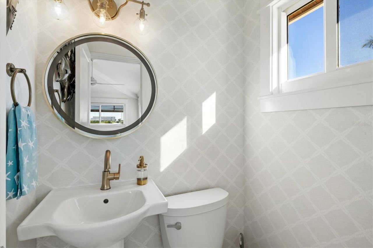 506 58th Street, Holmes Beach, FL 34217 Photo