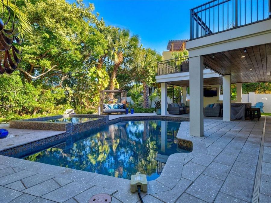 Property Image 81