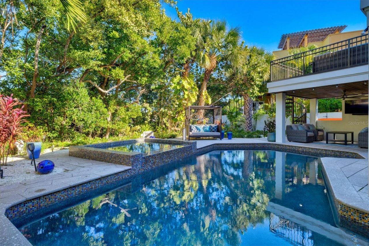 506 58th Street, Holmes Beach, FL 34217 Photo