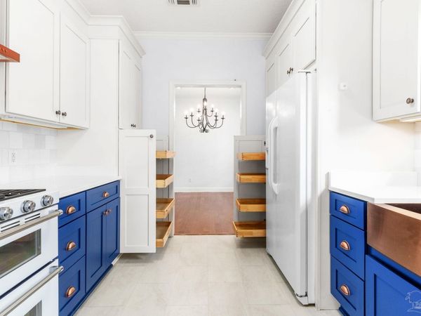 3181 Leesburg Sq, Pensacola, FL 32504