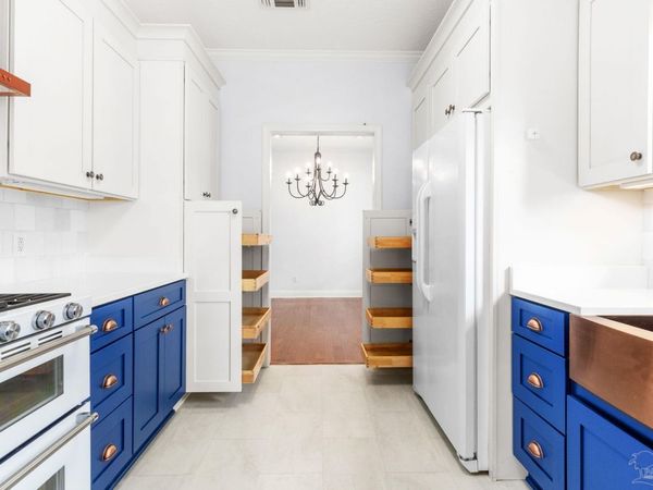 3181 Leesburg Sq, Pensacola, FL 32504