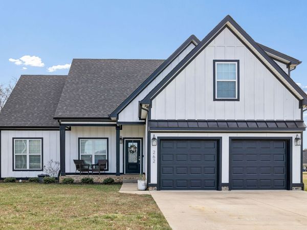 262 Jesse Dr, Pleasant View, TN 37146
