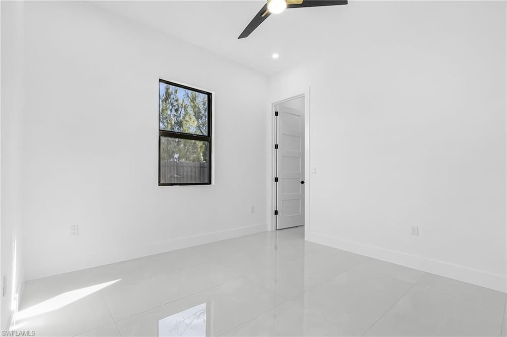 2000 SW 31st Ter, Cape Coral, FL 33914 Photo