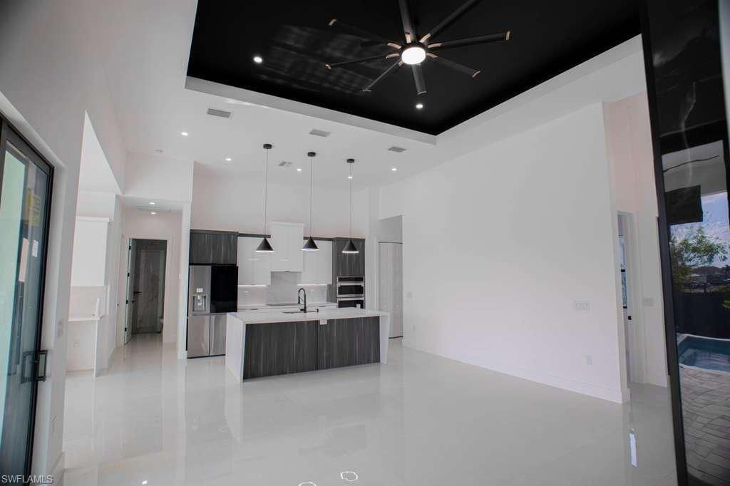 2000 SW 31st Ter, Cape Coral, FL 33914 Photo