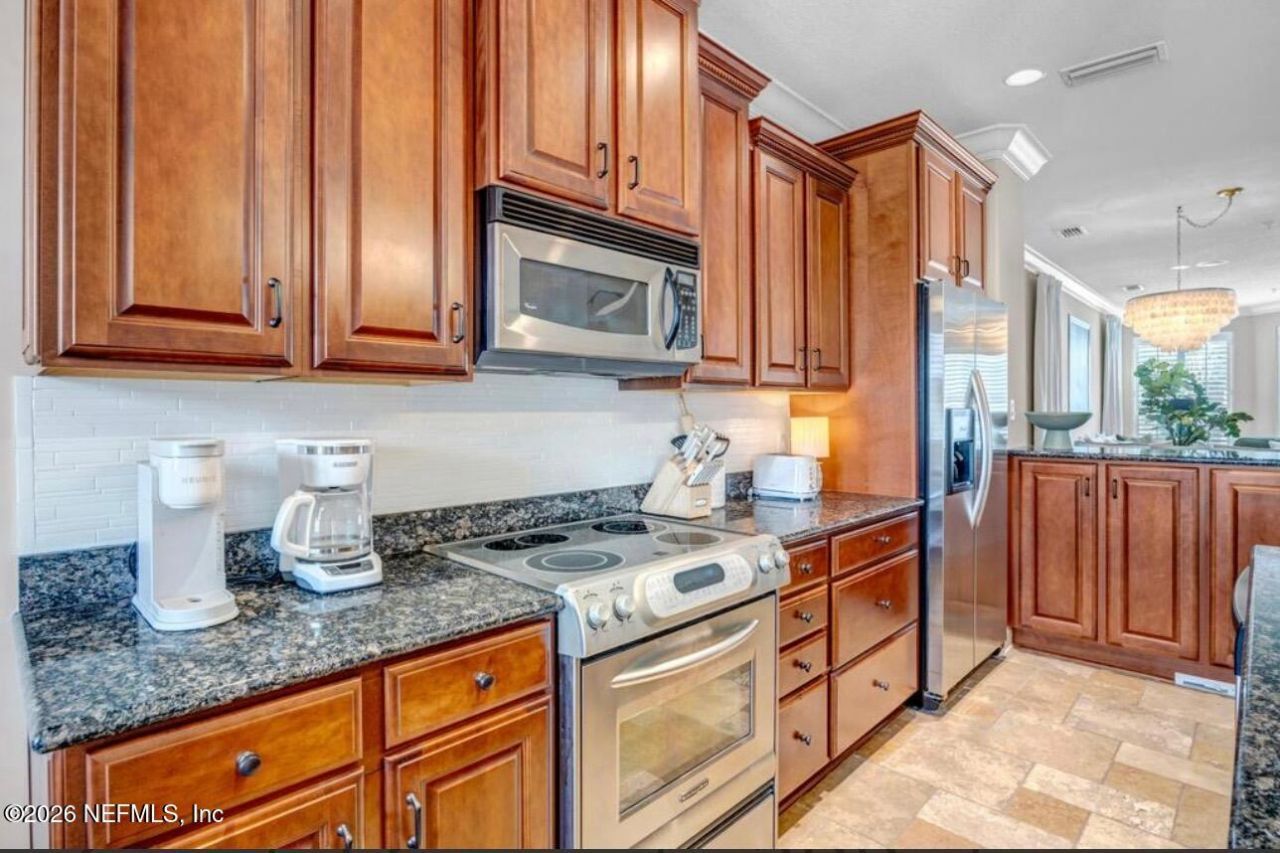 905 2nd Street N, Unit E, Jacksonville Beach, FL 32250 Photo