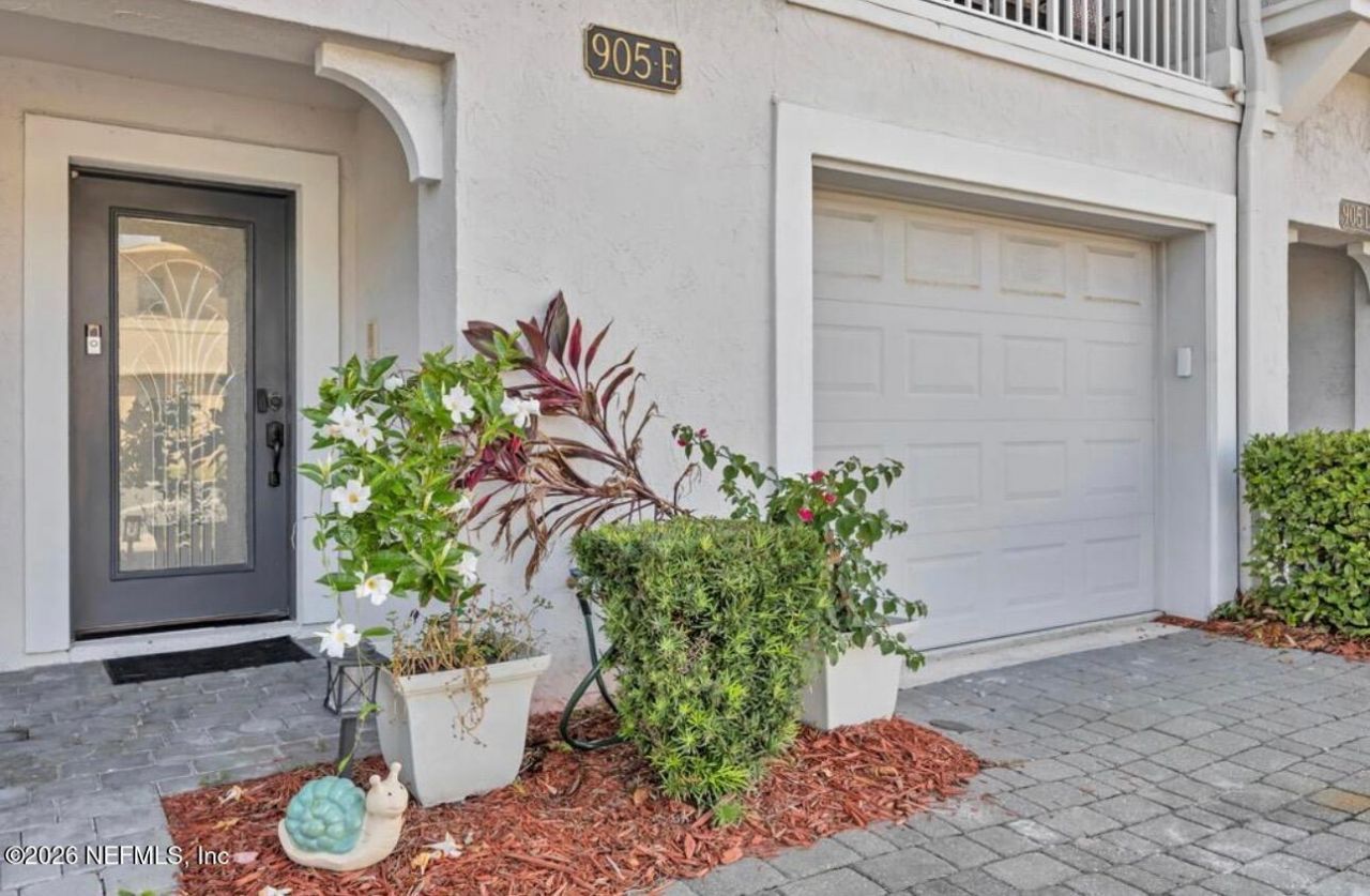 905 2nd Street N, Unit E, Jacksonville Beach, FL 32250 Photo