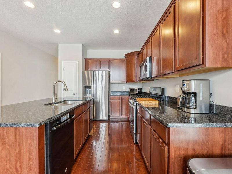 4083 Macaldus Drive, Columbus, OH 43219 Photo 14