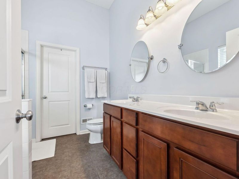 4083 Macaldus Drive, Columbus, OH 43219 Photo 27