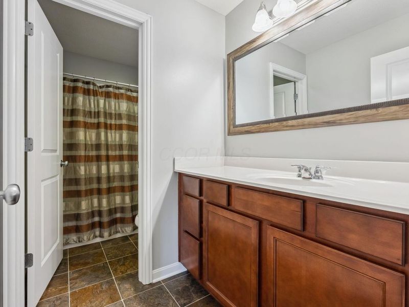 4083 Macaldus Drive, Columbus, OH 43219 Photo 35