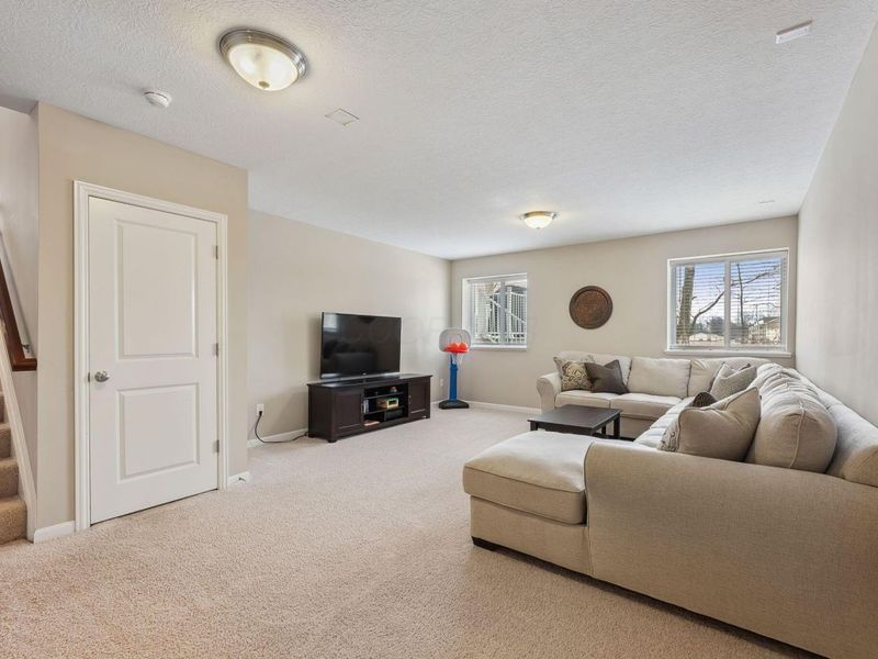 4083 Macaldus Drive, Columbus, OH 43219 Photo 39