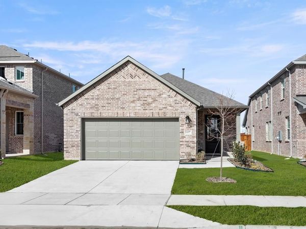 14157 Gallatin Street, Pilot Point, TX 76258