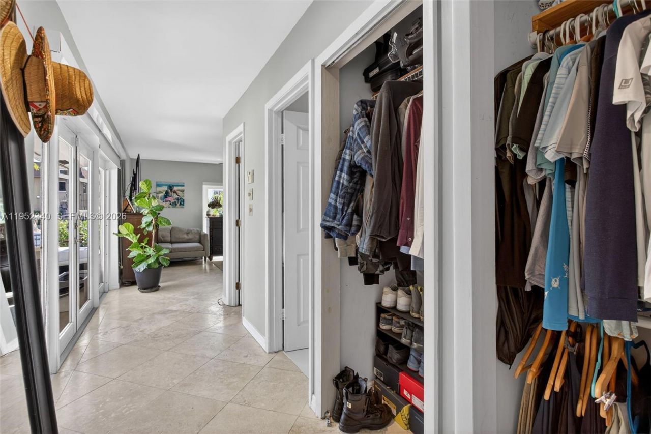 2910 NE 52nd St , Fort Lauderdale, FL 33308 Photo