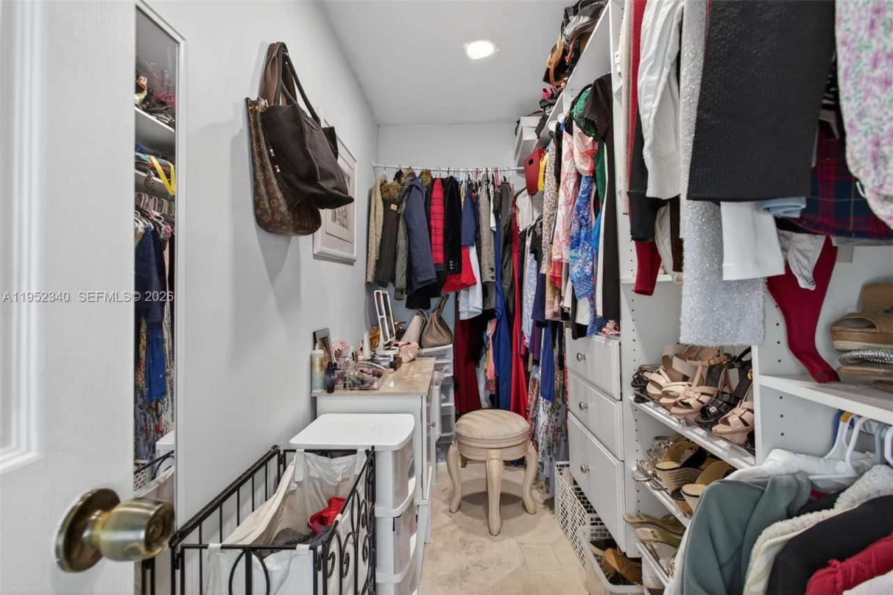 2910 NE 52nd St , Fort Lauderdale, FL 33308 Photo