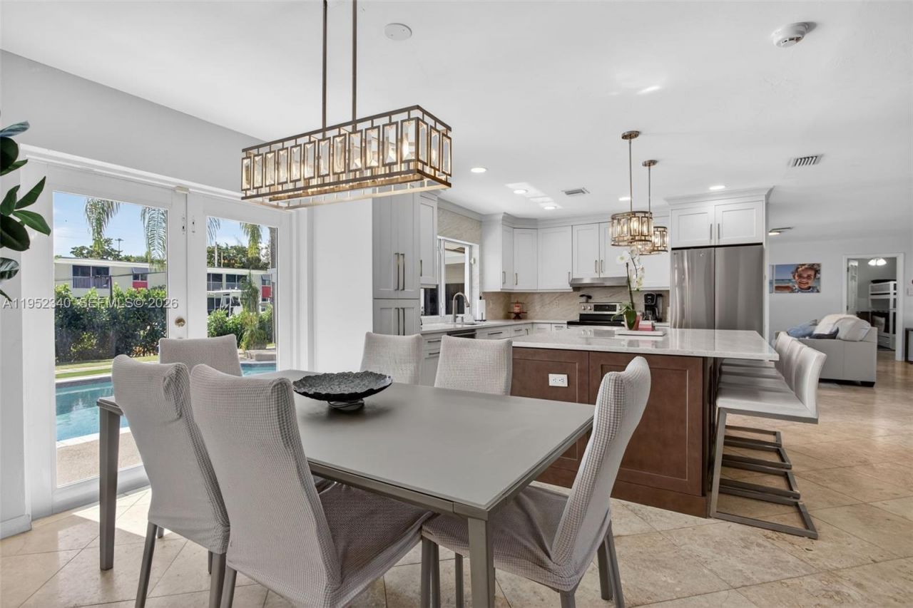 2910 NE 52nd St , Fort Lauderdale, FL 33308 Photo