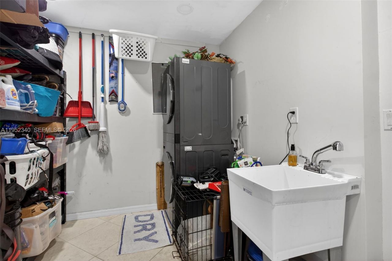 2910 NE 52nd St , Fort Lauderdale, FL 33308 Photo