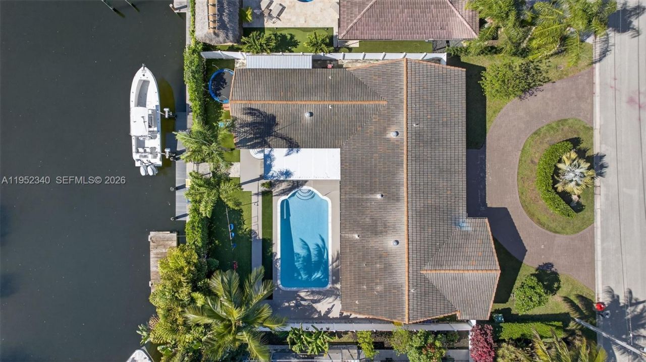 2910 NE 52nd St , Fort Lauderdale, FL 33308 Photo