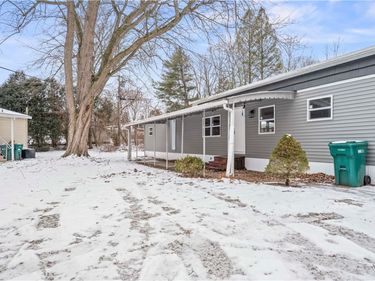 23 Patio Drive, Rochester, NY 14625