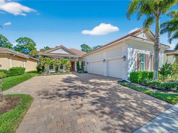 10241 SW Visconti Way, Port St Lucie, FL 34986