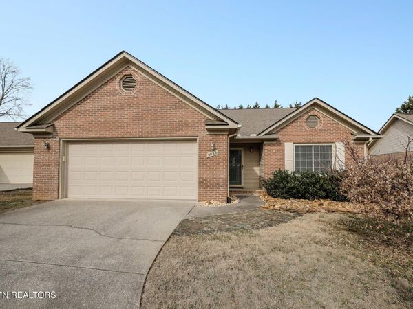 2033 Cochran Place, Maryville, TN 37803