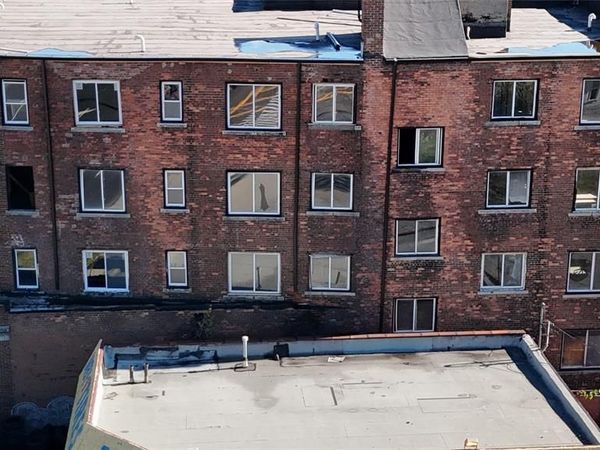 2277 W Davison , Detroit, MI 48238