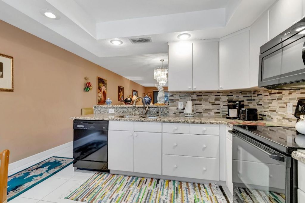 2403 Antigua Circle, Unit D2, Coconut Creek, FL 33066 Photo