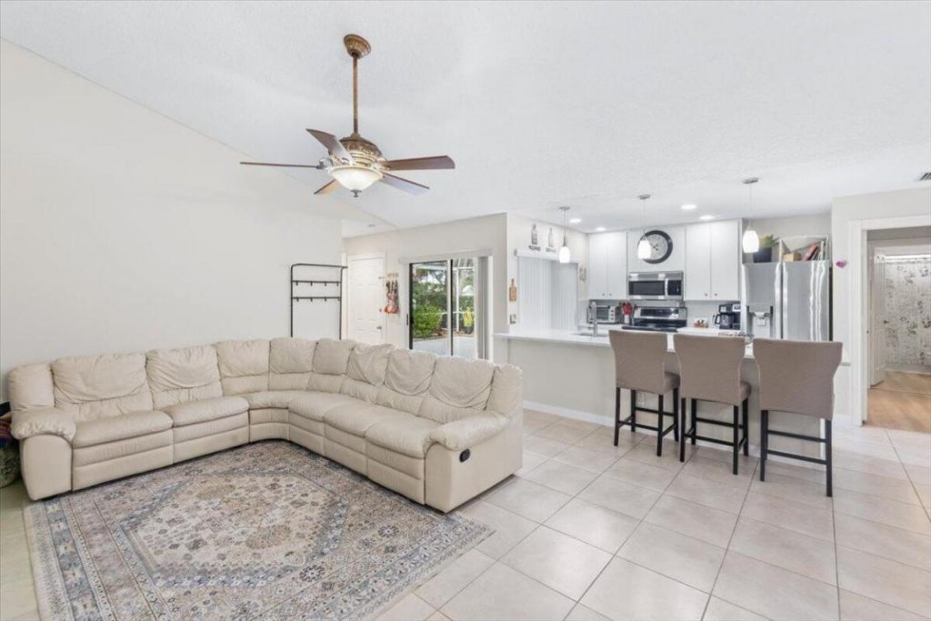 1819 SW Waterfall Boulevard, Palm City, FL 34990 Photo