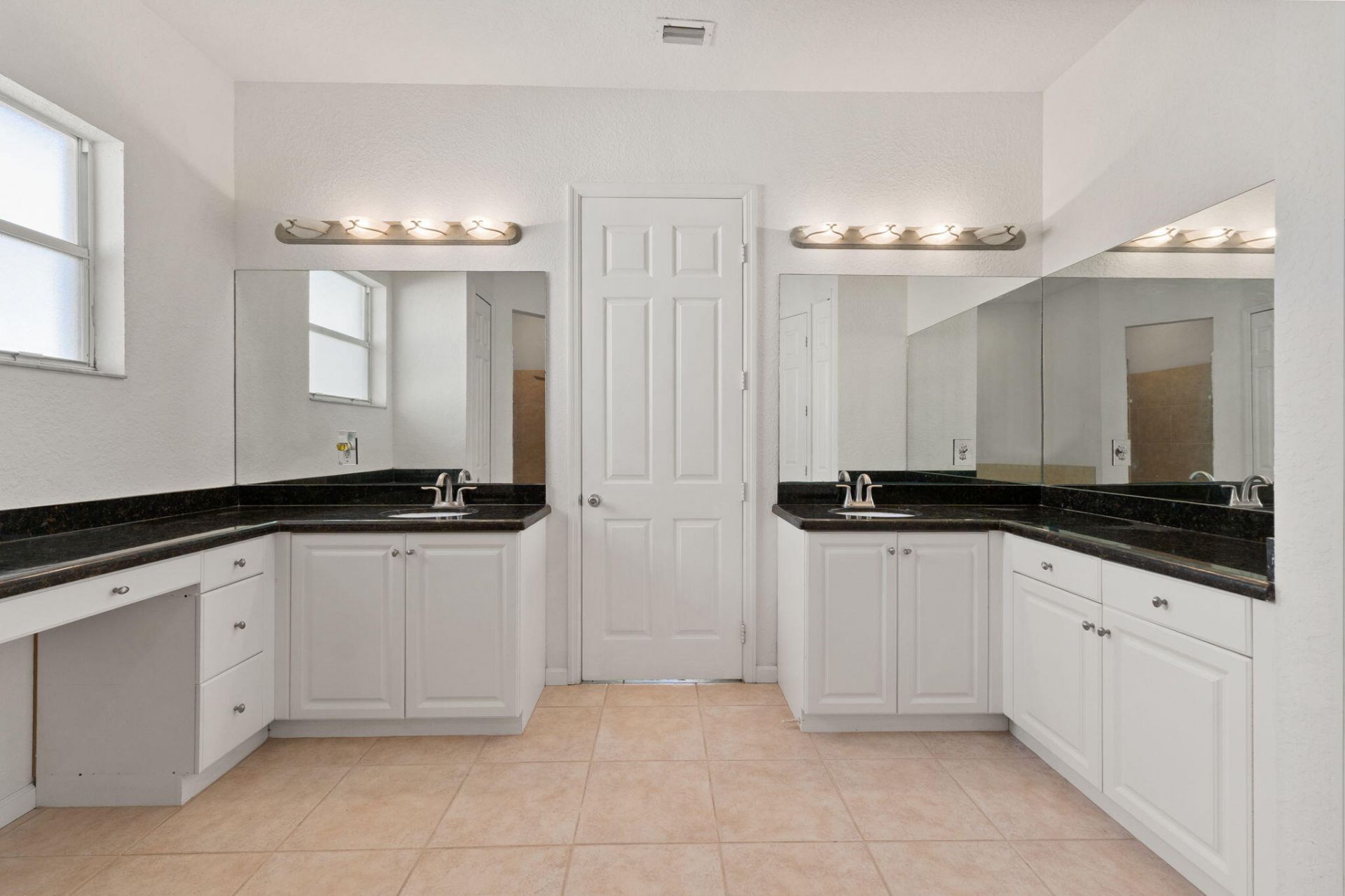 2019 SE Mantua Street, Port Saint Lucie, FL 34952 Photo