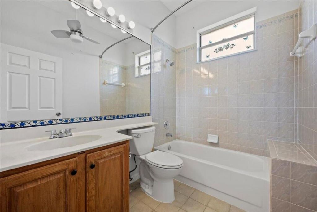 230 SW Ridgecrest Drive, Port Saint Lucie, FL 34953 Photo