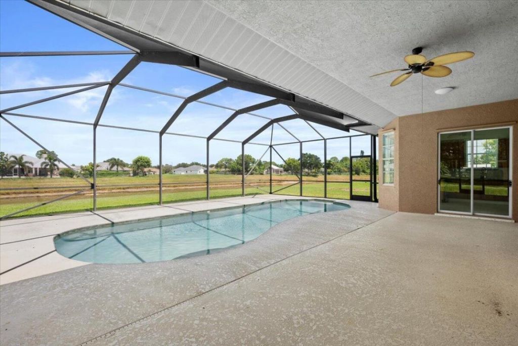 230 SW Ridgecrest Drive, Port Saint Lucie, FL 34953 Photo