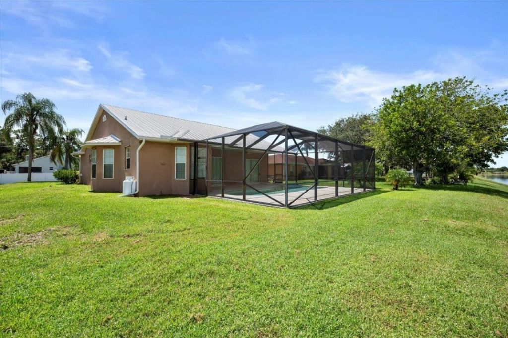 230 SW Ridgecrest Drive, Port Saint Lucie, FL 34953 Photo