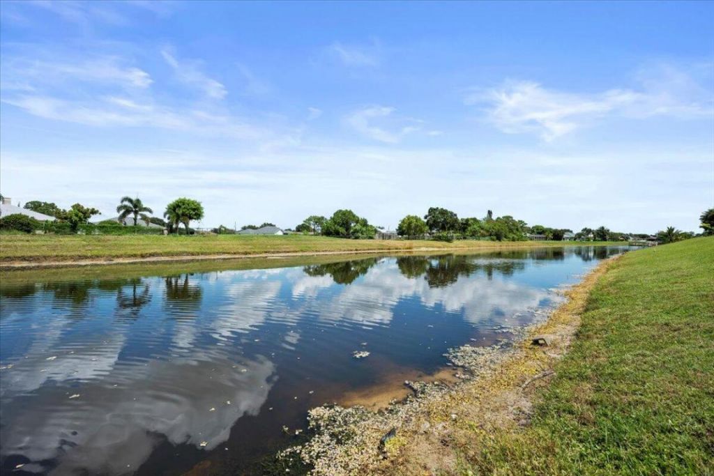 230 SW Ridgecrest Drive, Port Saint Lucie, FL 34953 Photo