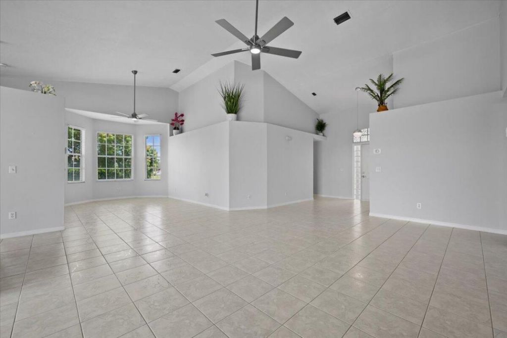 230 SW Ridgecrest Drive, Port Saint Lucie, FL 34953 Photo