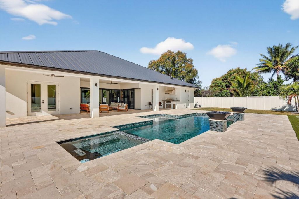 4129 SW Saybrook Street, Port Saint Lucie, FL 34953 Photo