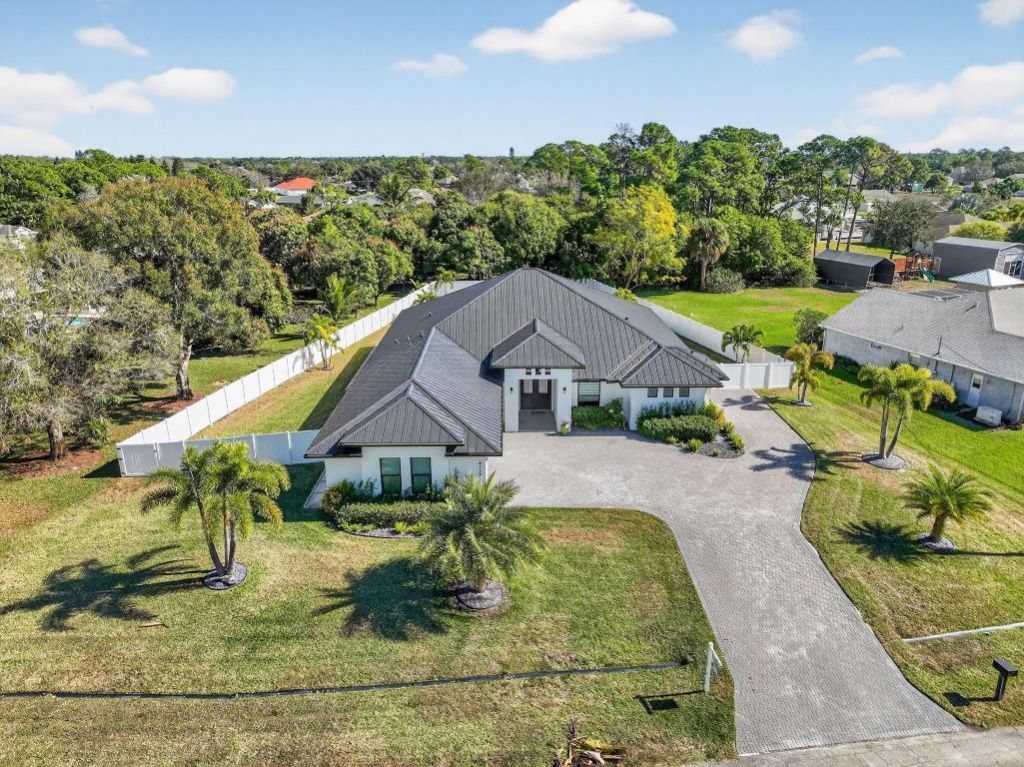 4129 SW Saybrook Street, Port Saint Lucie, FL 34953 Photo