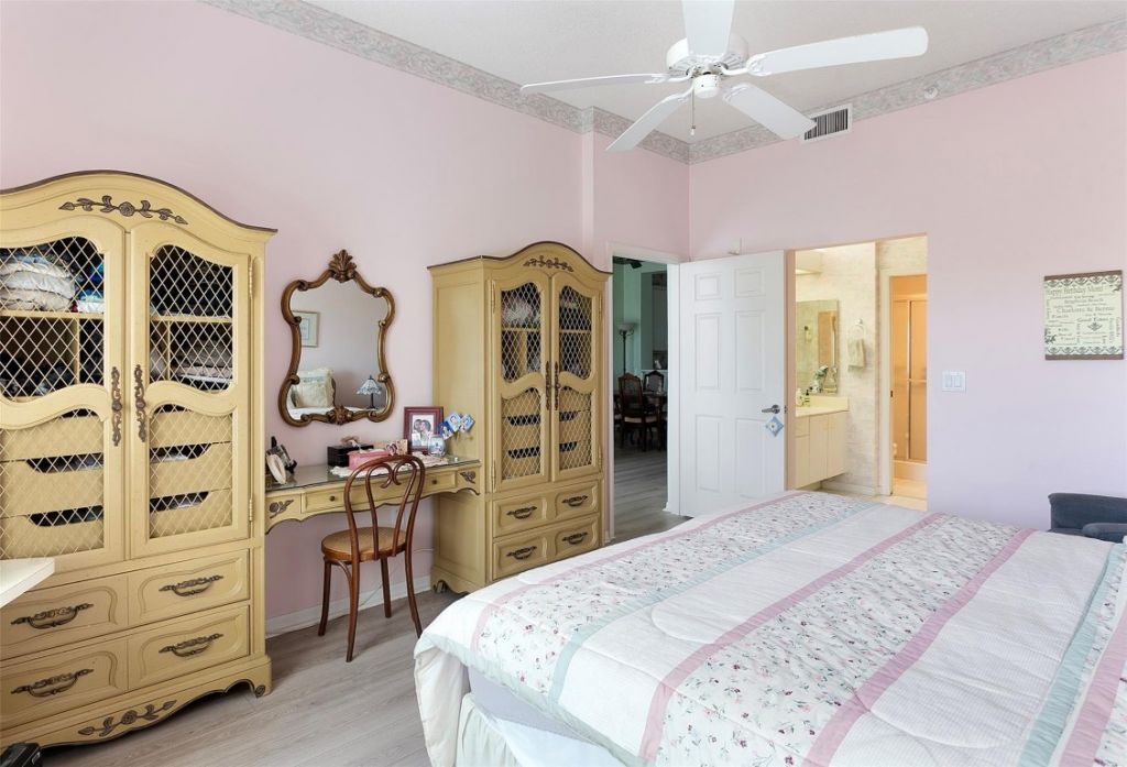 9551 Weldon Circle, Unit 404, Fort Lauderdale, FL 33321 Photo