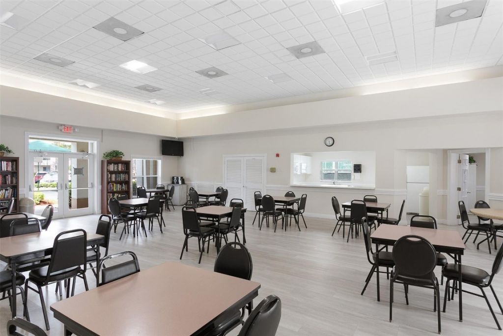 9551 Weldon Circle, Unit 404, Fort Lauderdale, FL 33321 Photo