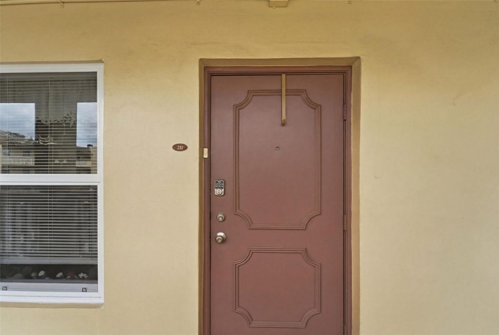 5750 NW 64th Avenue, Unit 211, Tamarac, FL 33319 Photo