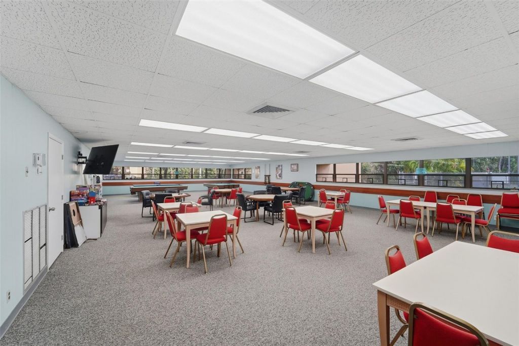 5750 NW 64th Avenue, Unit 211, Tamarac, FL 33319 Photo