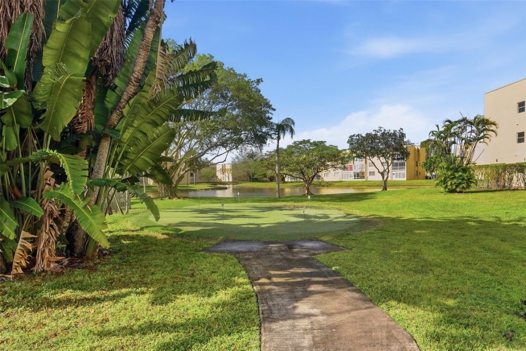 5750 NW 64th Avenue, Unit 211, Tamarac, FL 33319 Photo