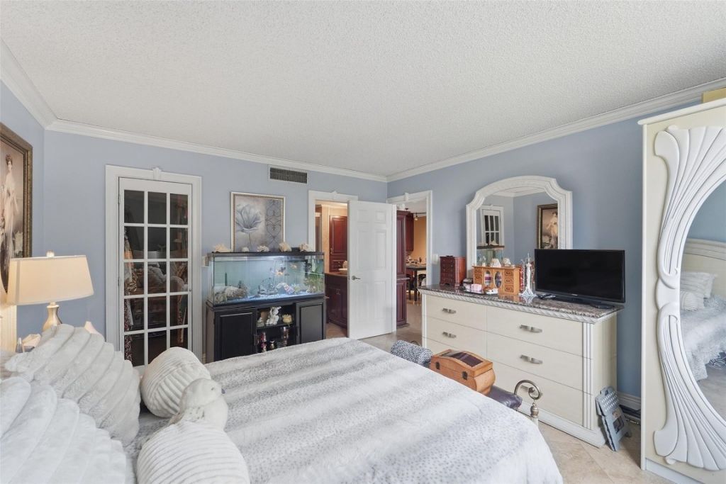 5750 NW 64th Avenue, Unit 211, Tamarac, FL 33319 Photo